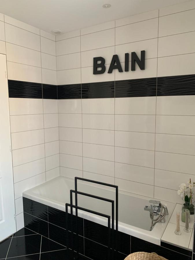 Chambre Independante Avec Piscine Jarnac Dış mekan fotoğraf